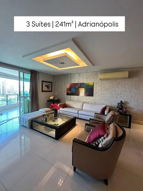 Sala de apartamento com varanda, publicada no Instagram como 3 Suítes, 241 metros quadrados, Adrianópolis